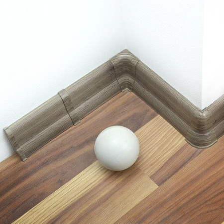 2m Fussleiste 62mm EICHE DUNKEL Fußleiste Leiste Sockelleiste Laminatleiste Bodenleiste PVC + Montagematerial GRATIS
