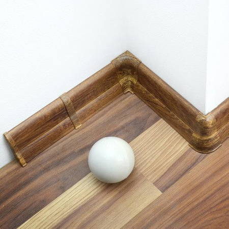 2m Fussleiste 62mm EICHE VERBRANNT Fußleiste Leiste Sockelleiste Laminatleiste Bodenleiste PVC + Montagematerial GRATIS